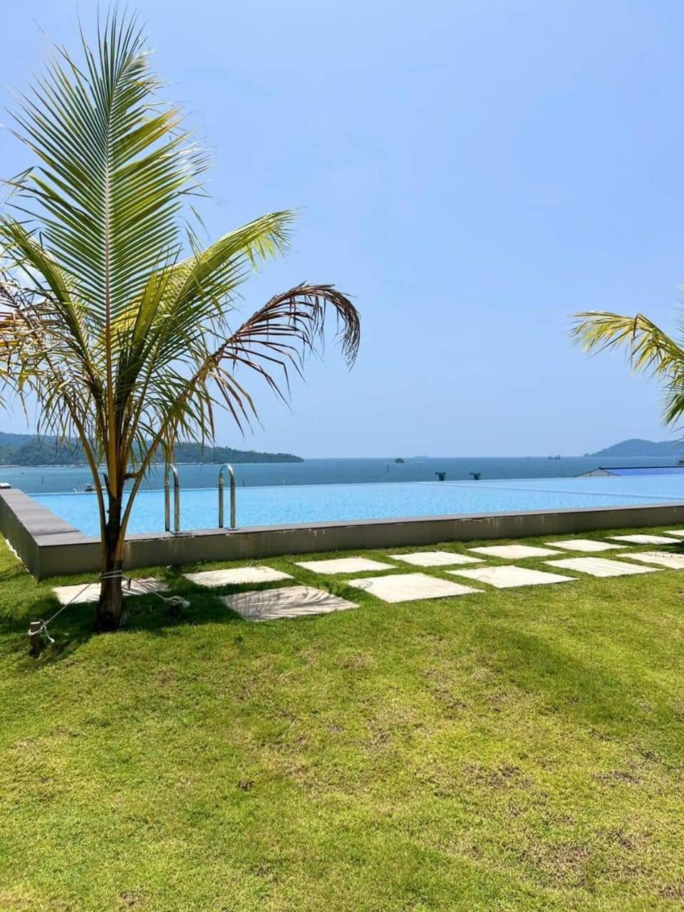 מלון קוטה קינבלו Jesselton Quay Sea View מראה חיצוני תמונה